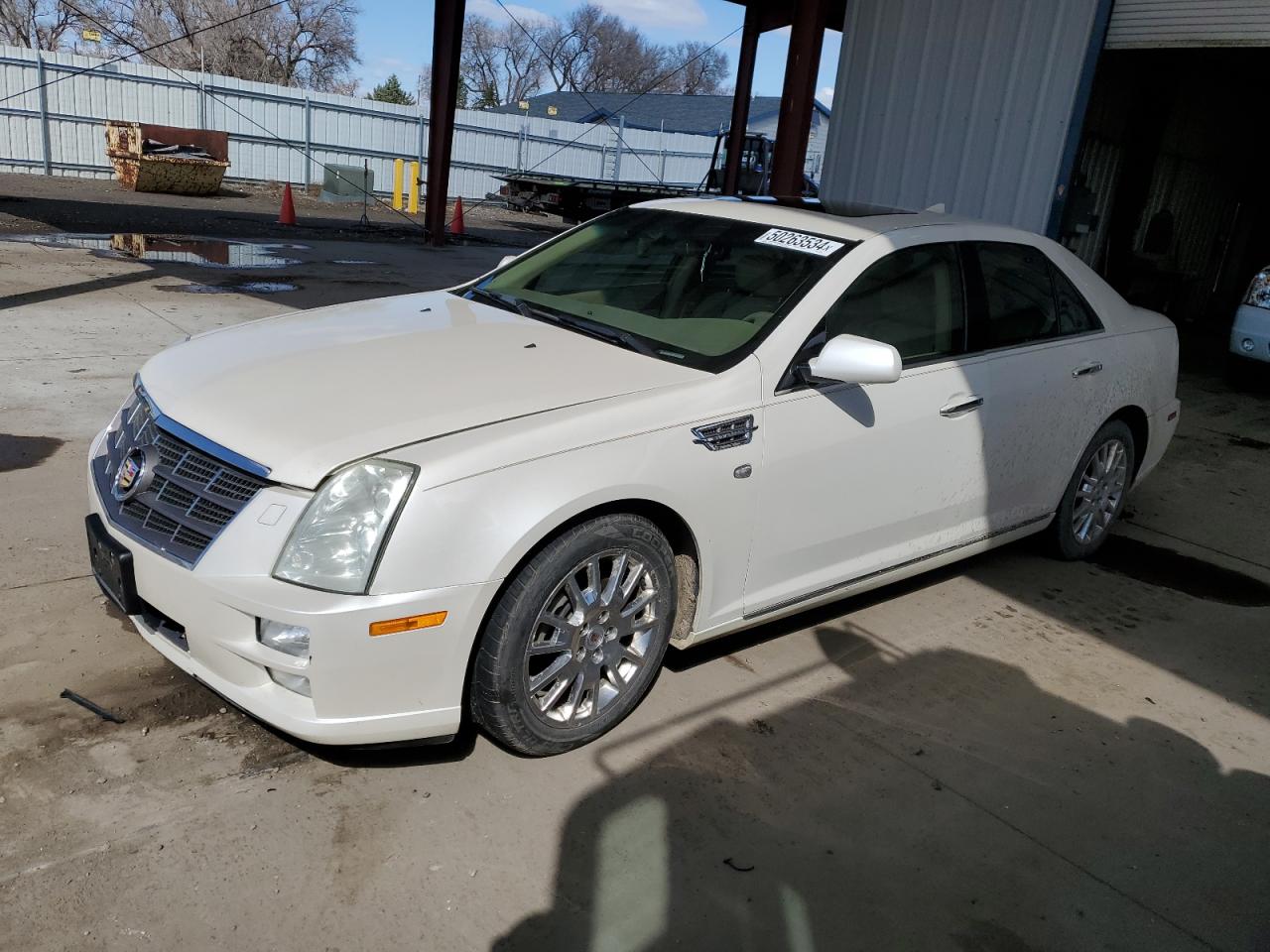 CADILLAC STS LUXURY 2011
