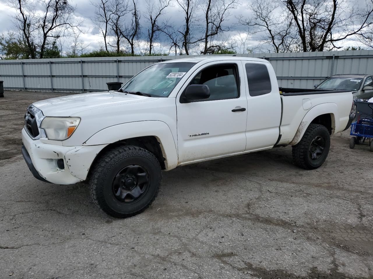 TOYOTA TACOMA ACC 2012