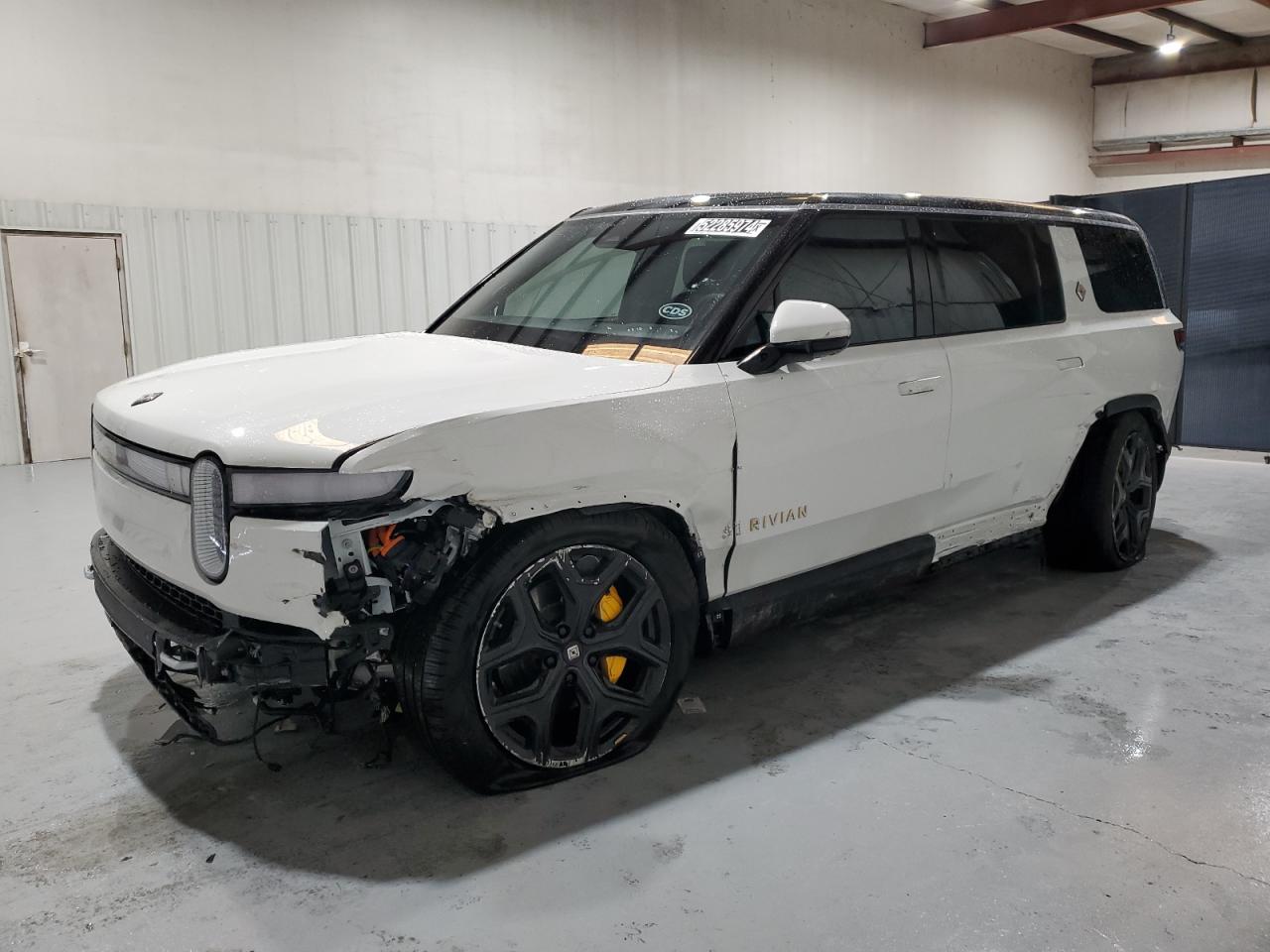 RIVIAN R1S LAUNCH 2022