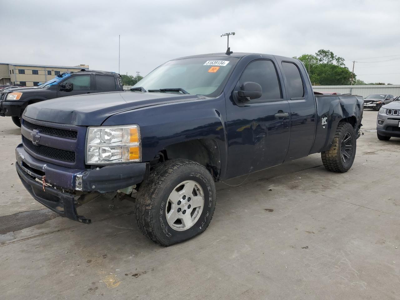 CHEVROLET SILVERADO 2011