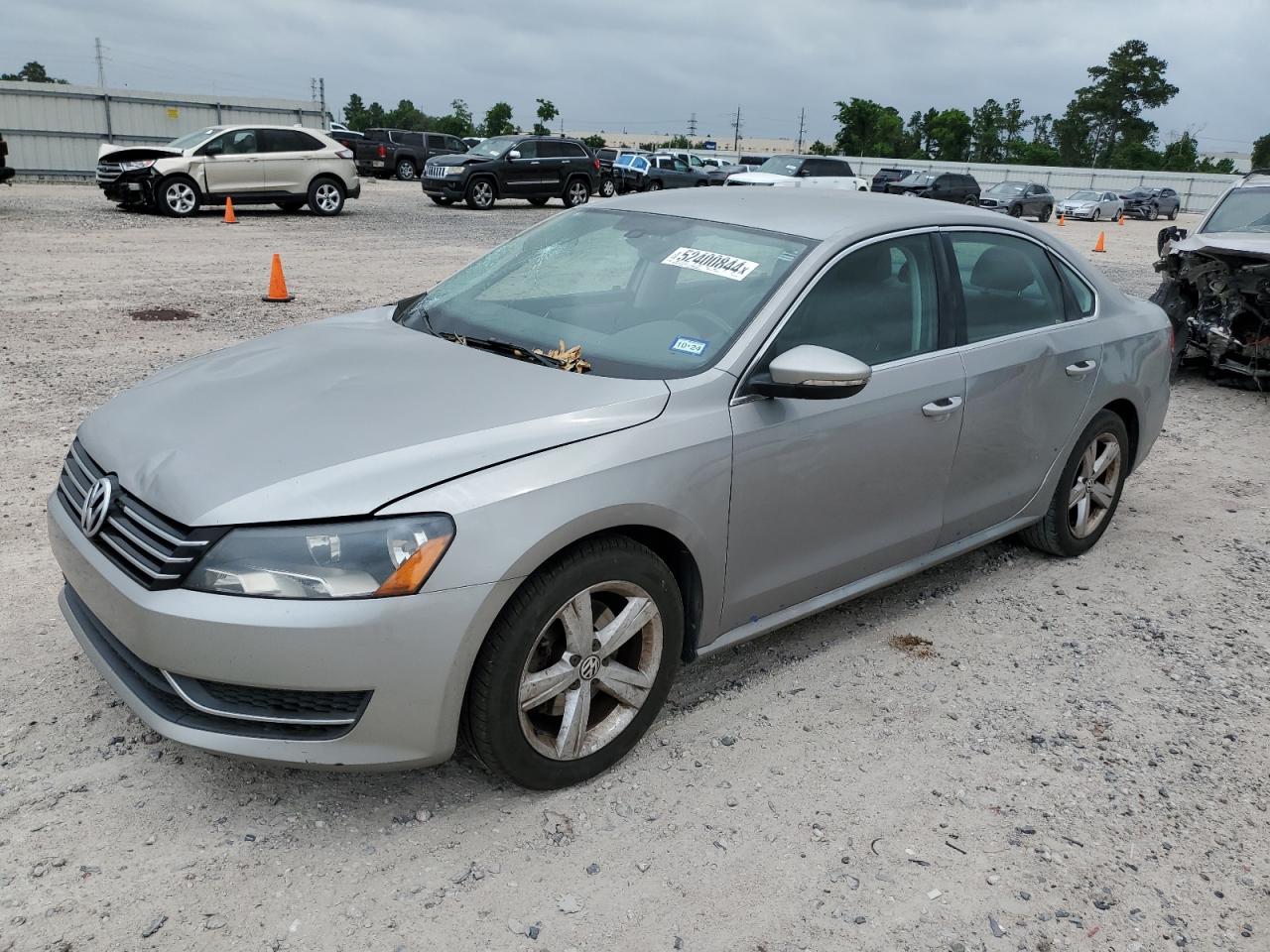 VOLKSWAGEN PASSAT SE 2012