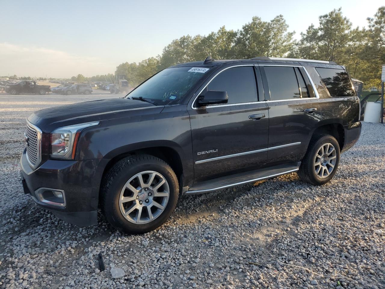 GMC YUKON DENA 2016