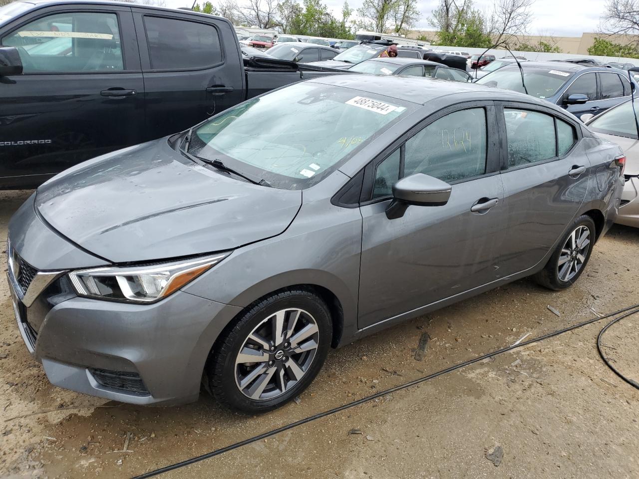 NISSAN VERSA SV 2020