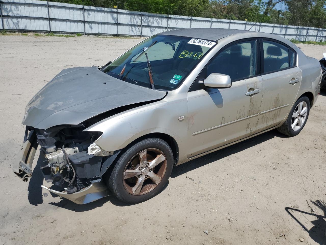 MAZDA 3 2004