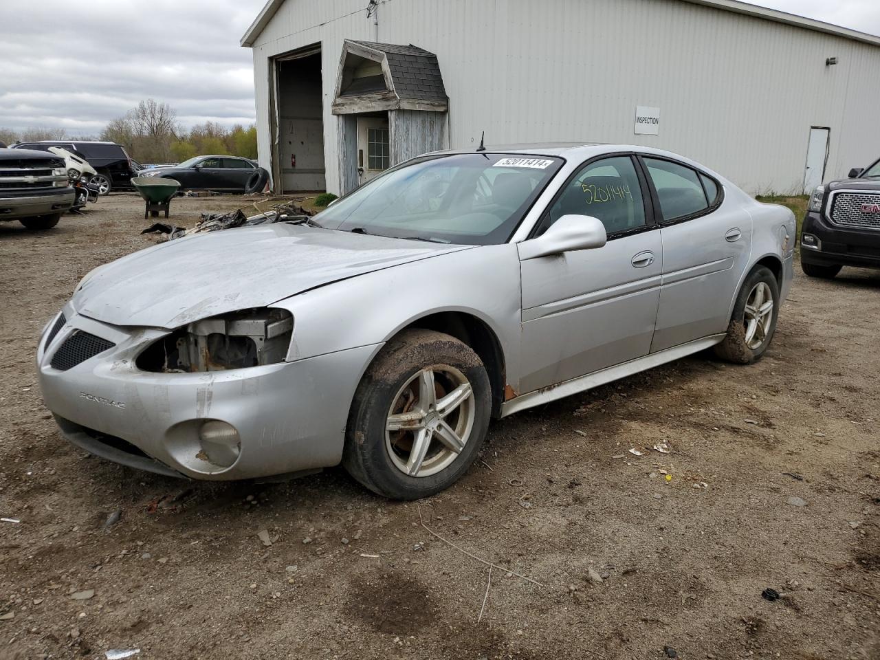 PONTIAC GRAND PRIX 2005
