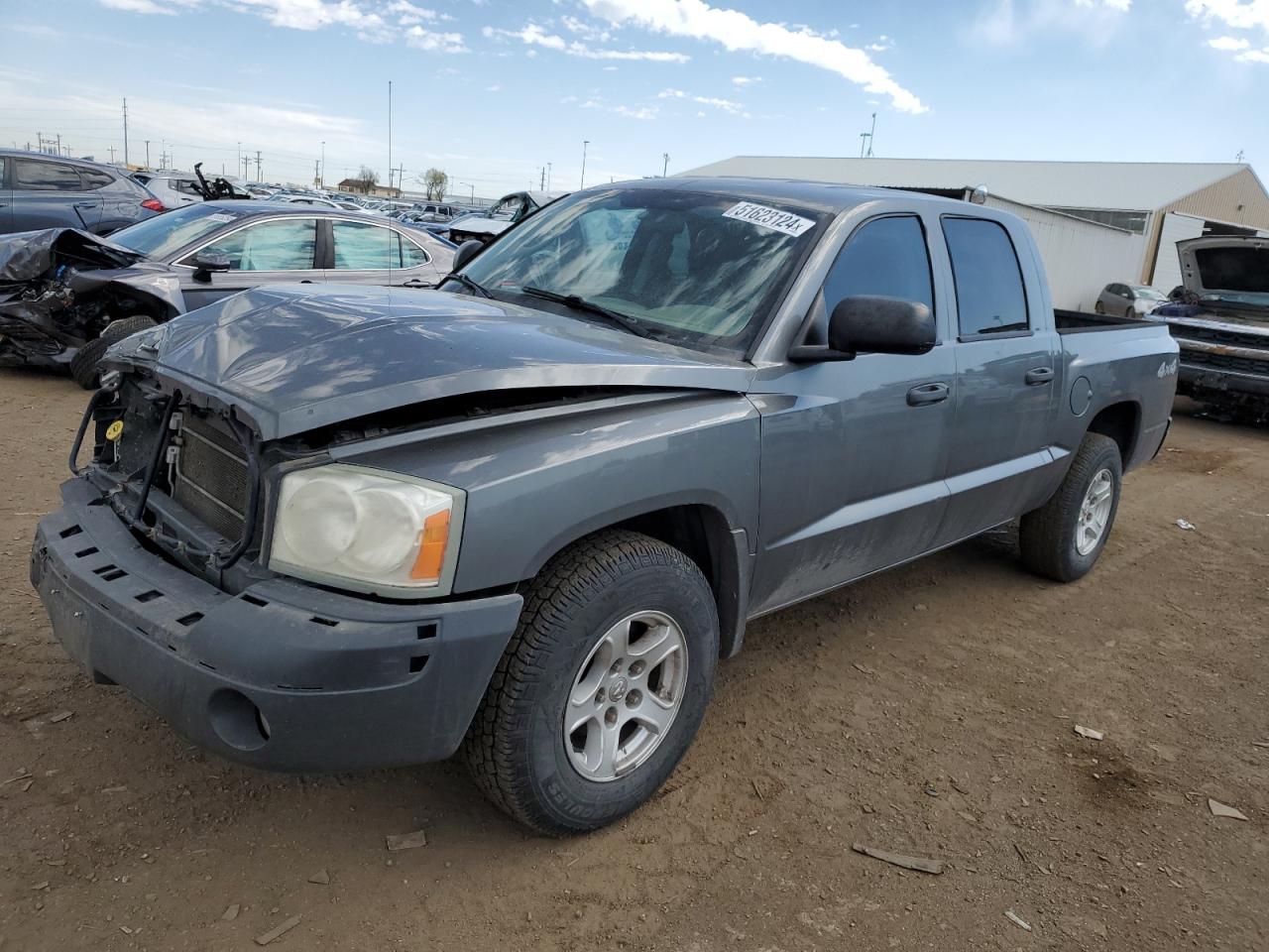 DODGE DAKOTA QUA 2005
