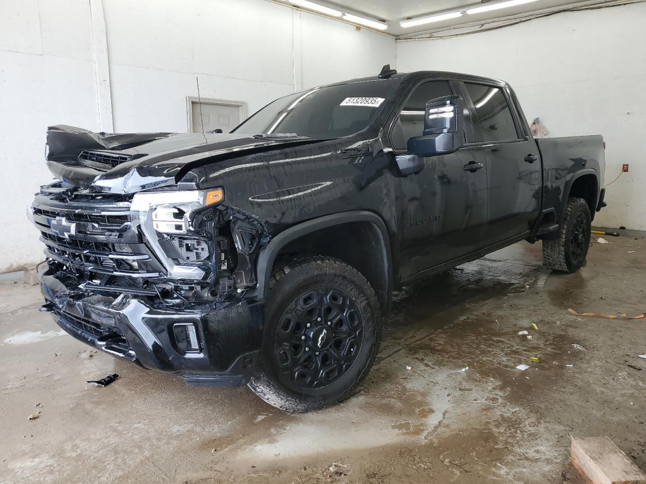 CHEVROLET SILVERADO 2024