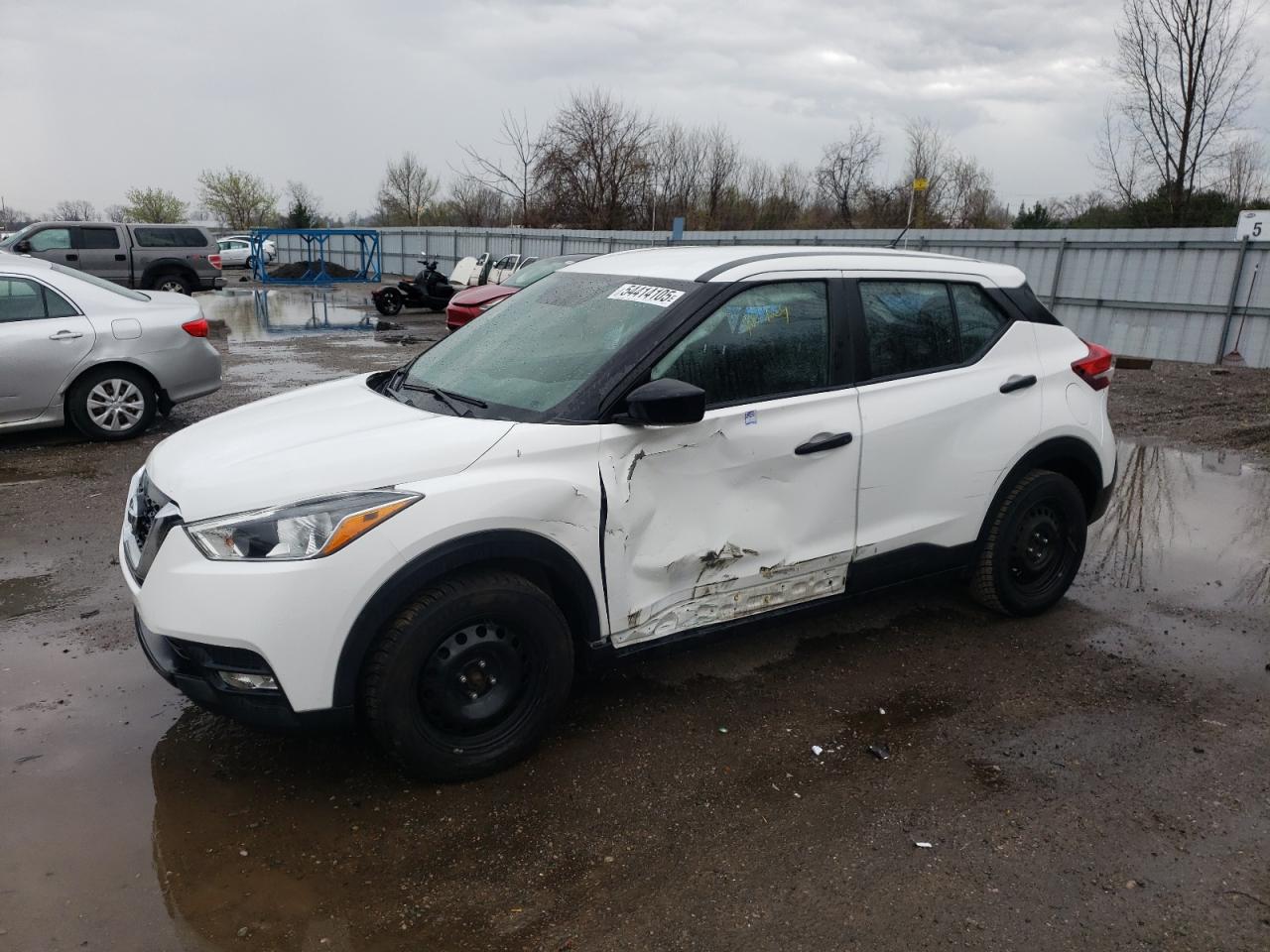 NISSAN KICKS S 2019