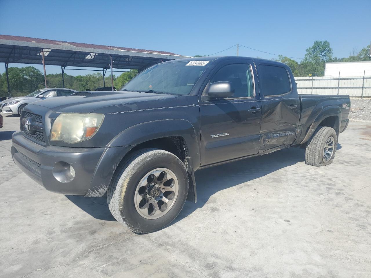 TOYOTA TACOMA DOU 2011