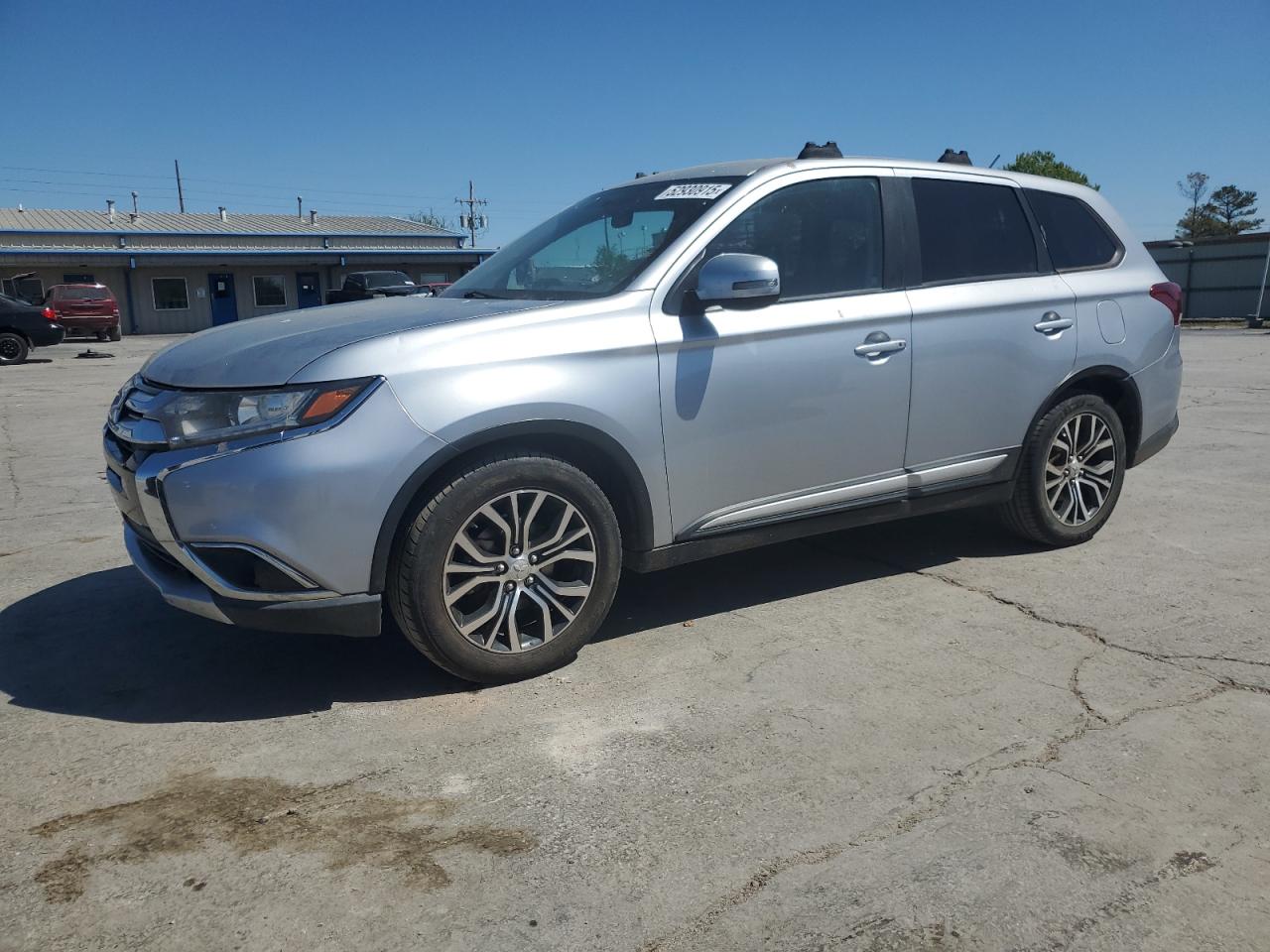 MITSUBISHI OUTLANDER 2016
