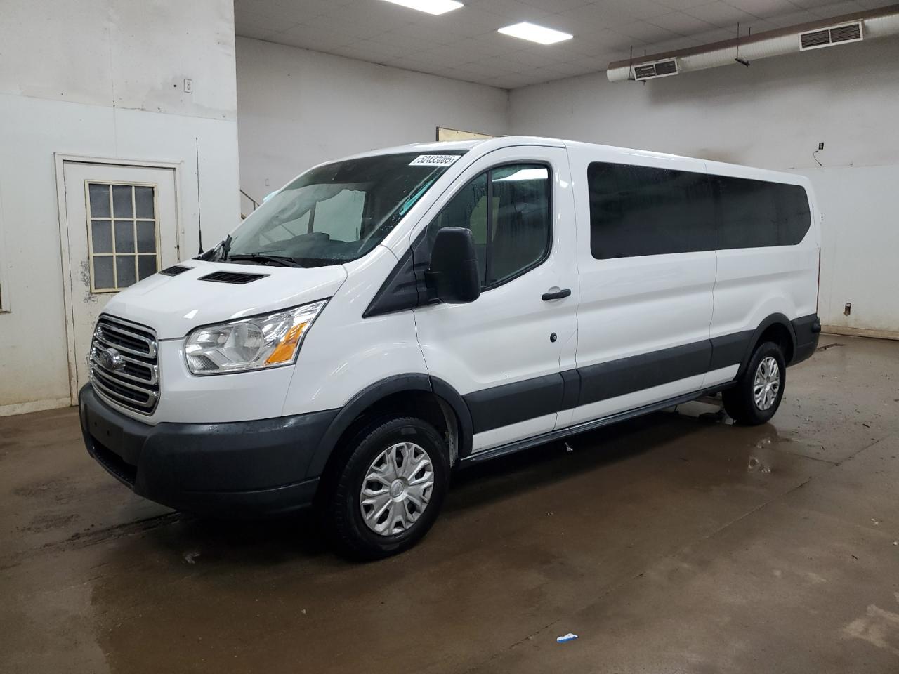 FORD TRANSIT T- 2016