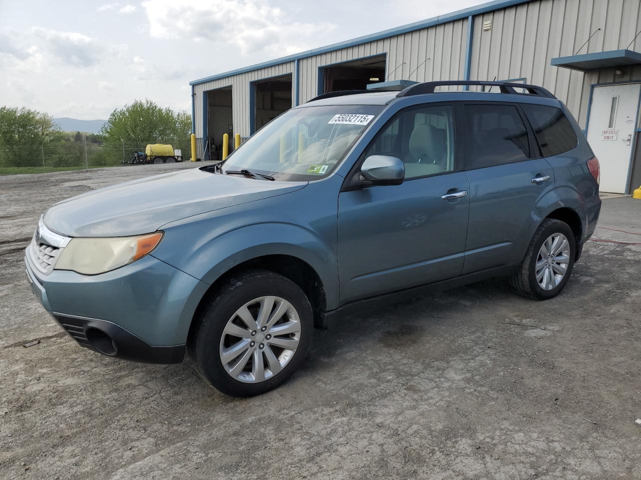 SUBARU FORESTER 2 2011