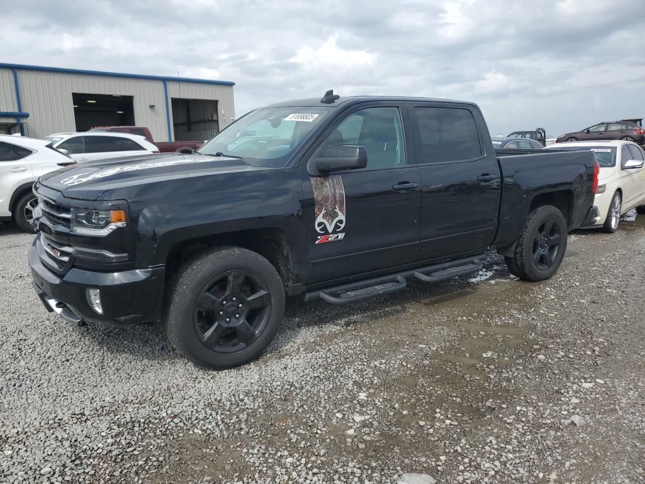 CHEVROLET SILVERADO 2017