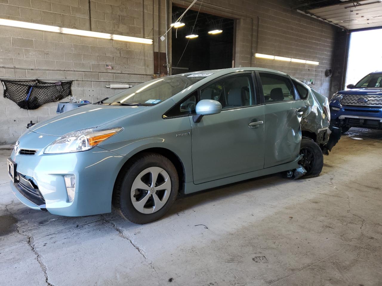 TOYOTA PRIUS 2013