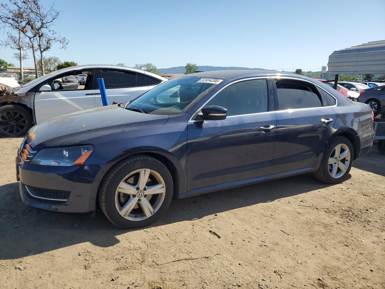 VOLKSWAGEN PASSAT SE 2013