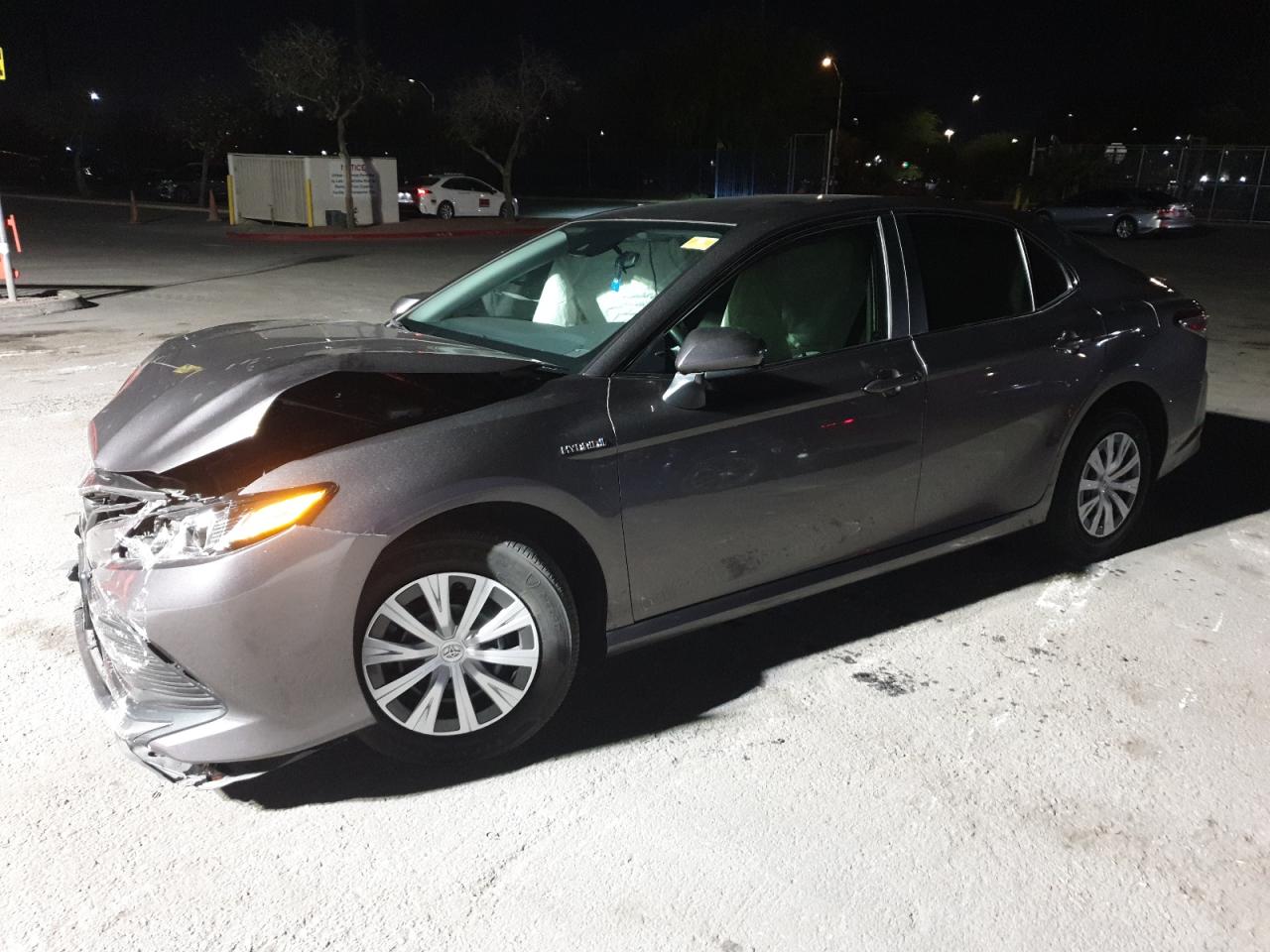 TOYOTA CAMRY LE 2020