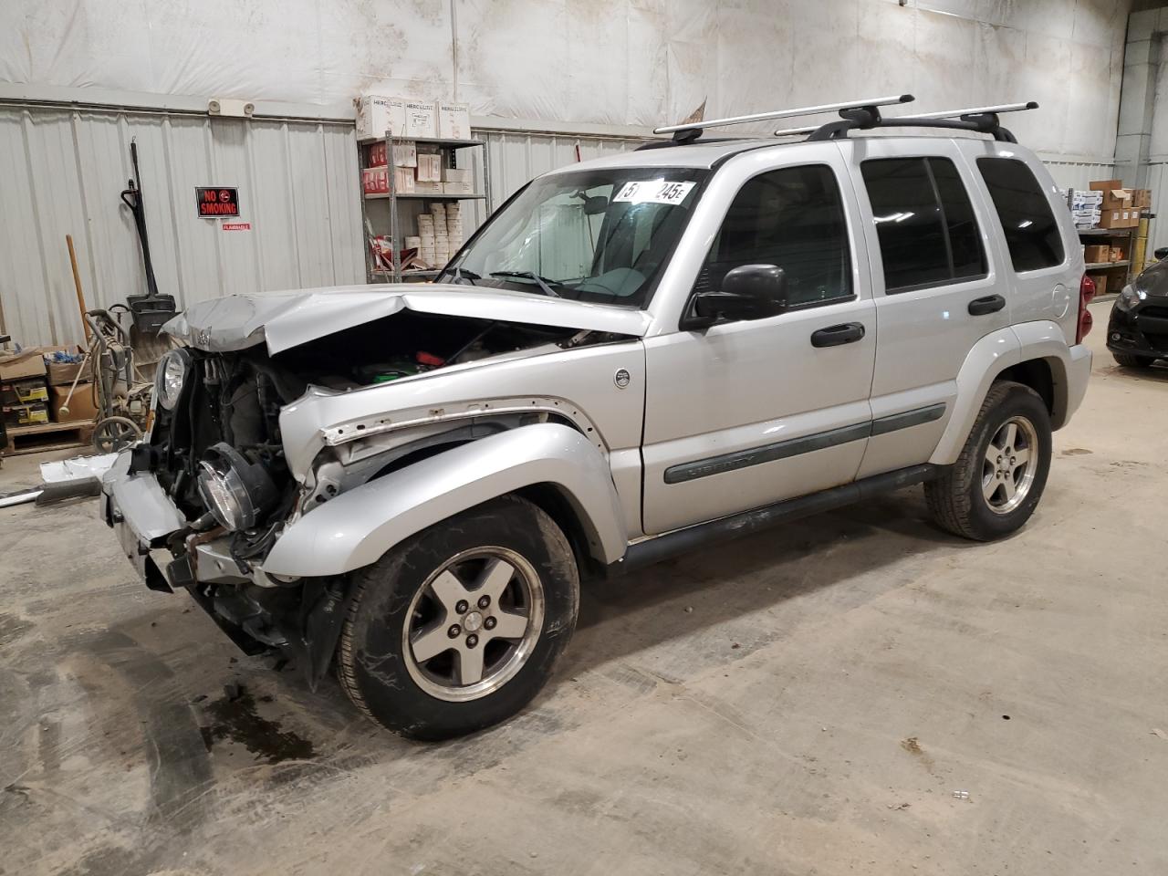 JEEP LIBERTY RE 2005