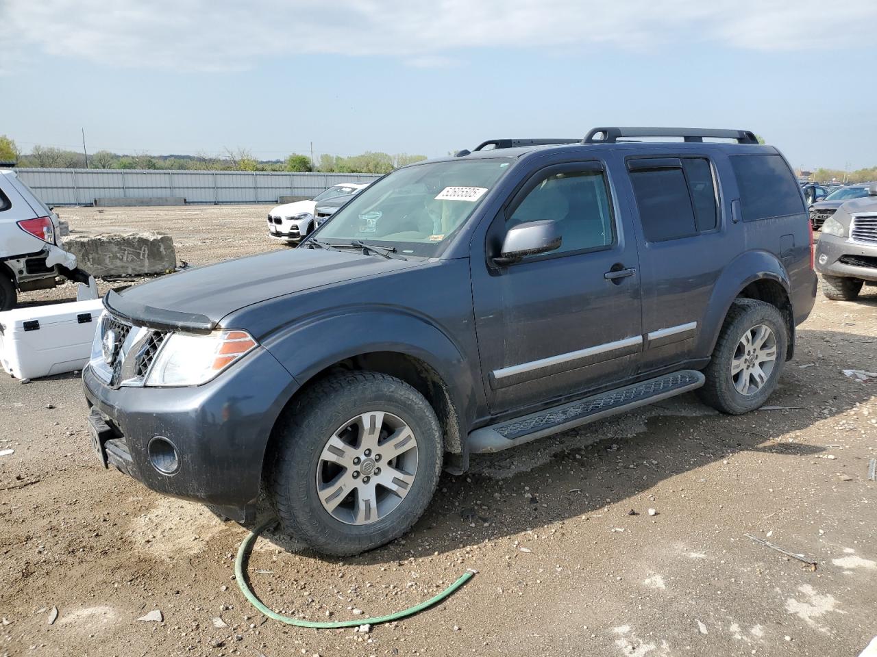 NISSAN PATHFINDER 2012