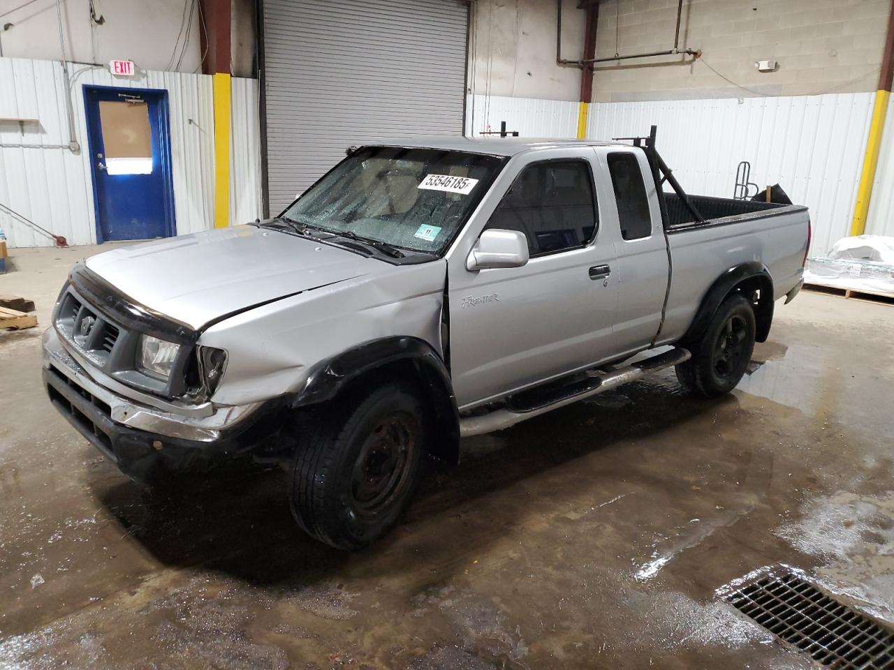 NISSAN FRONTIER 2000