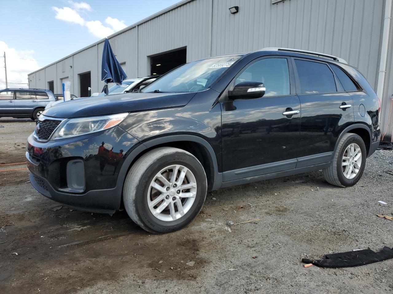 KIA SORENTO LX 2015