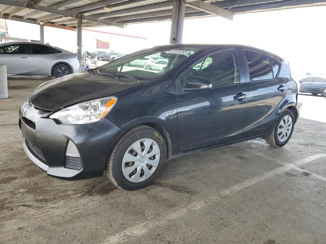 TOYOTA PRIUS C 2012