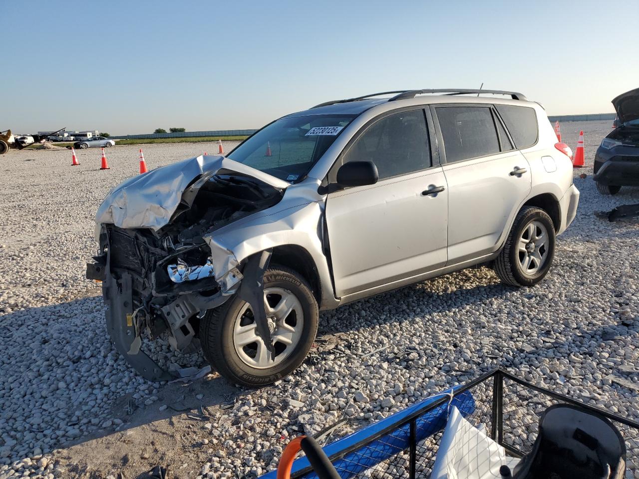 TOYOTA RAV4 2011