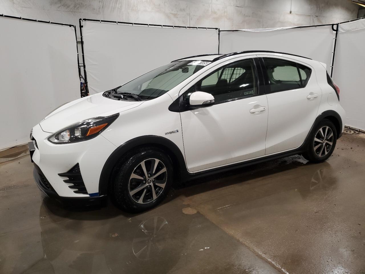 TOYOTA PRIUS C 2018