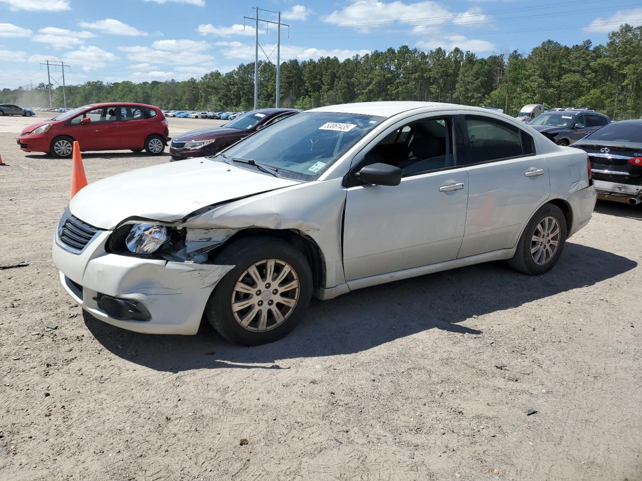 MITSUBISHI GALANT ES 2009