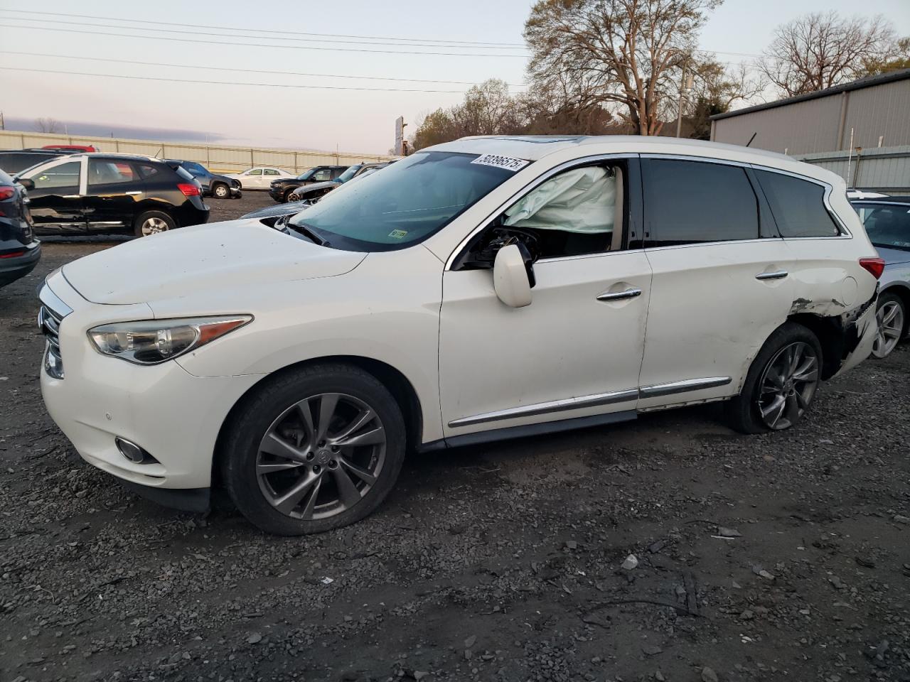 INFINITI JX35 2013