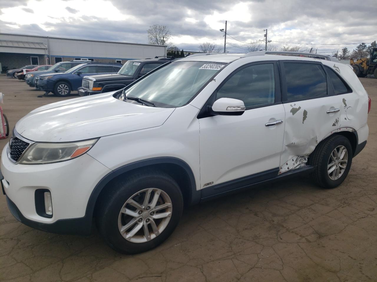 KIA SORENTO LX 2014