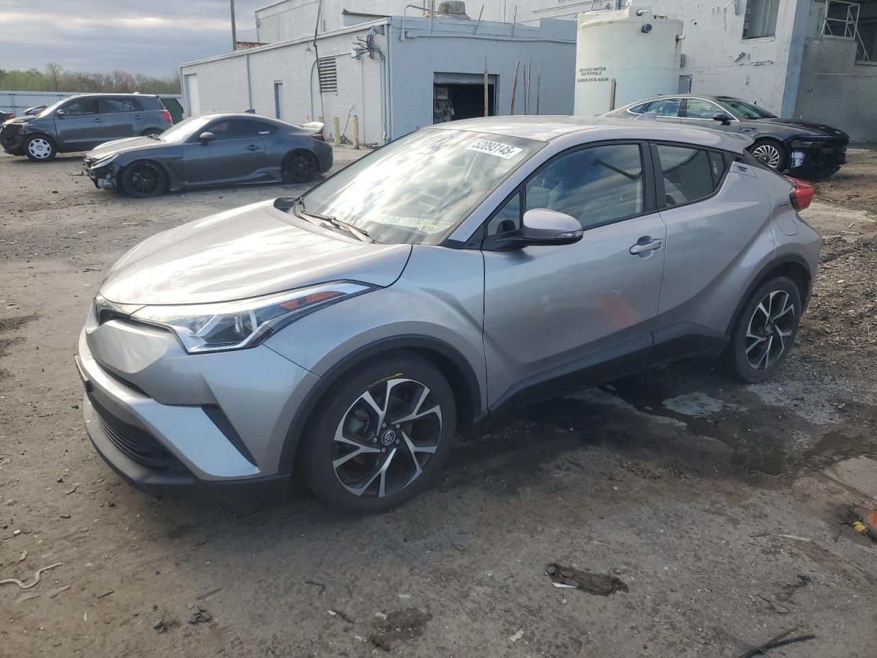 TOYOTA C-HR XLE 2019