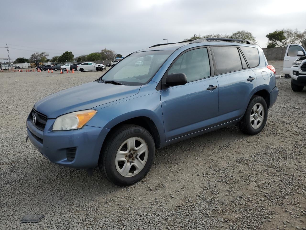 TOYOTA RAV4 2011