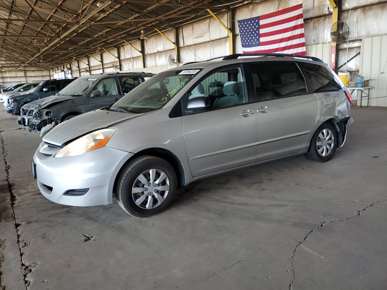 TOYOTA SIENNA CE 2008