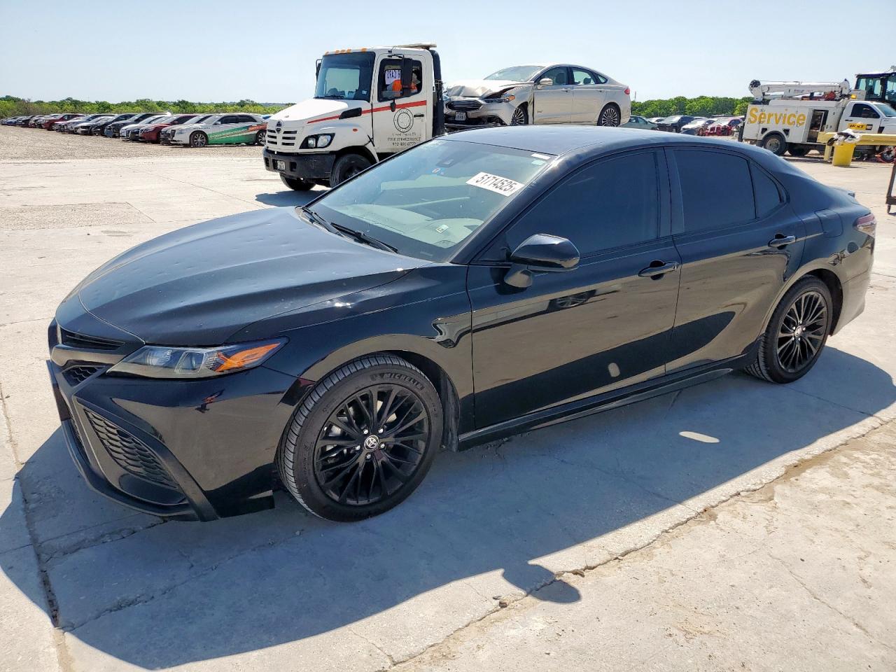 TOYOTA CAMRY SE 2021