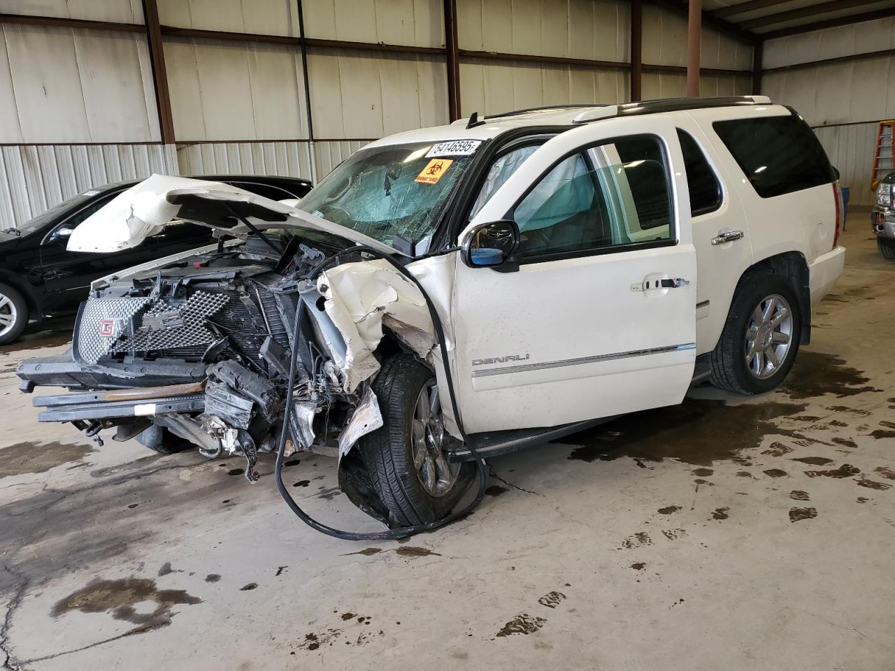 GMC YUKON DENA 2013