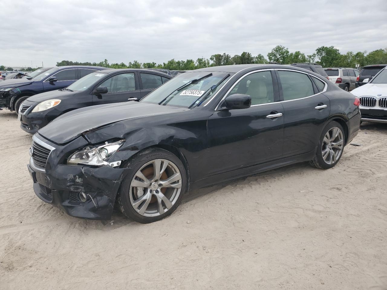 INFINITI M37 2013