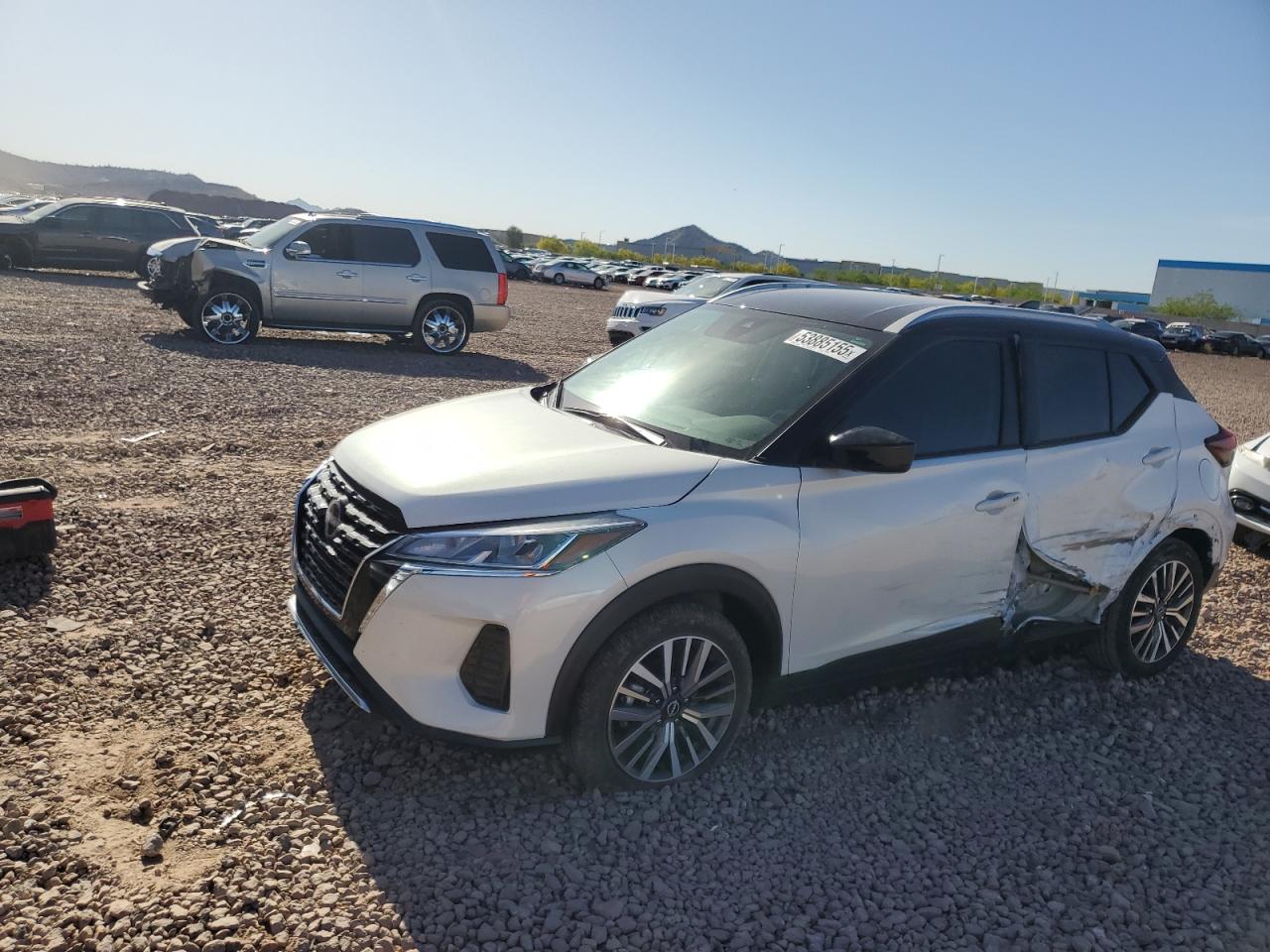 NISSAN KICKS SV 2023