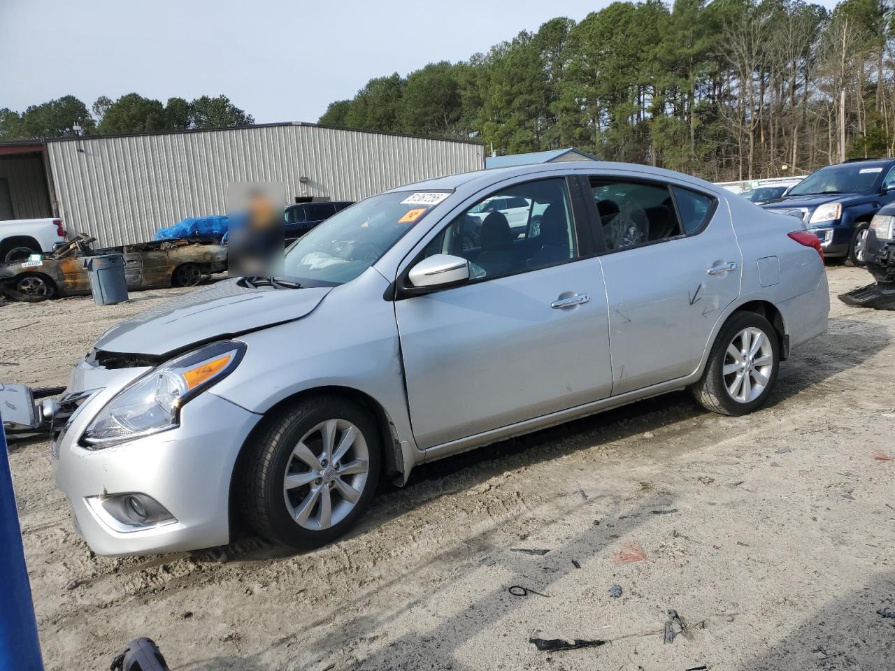 NISSAN VERSA S 2016