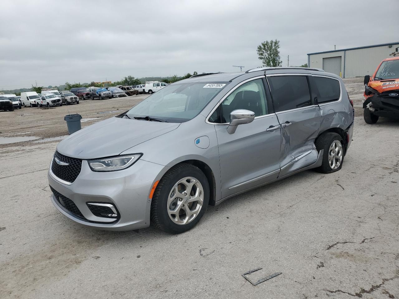 CHRYSLER PACIFICA H 2021