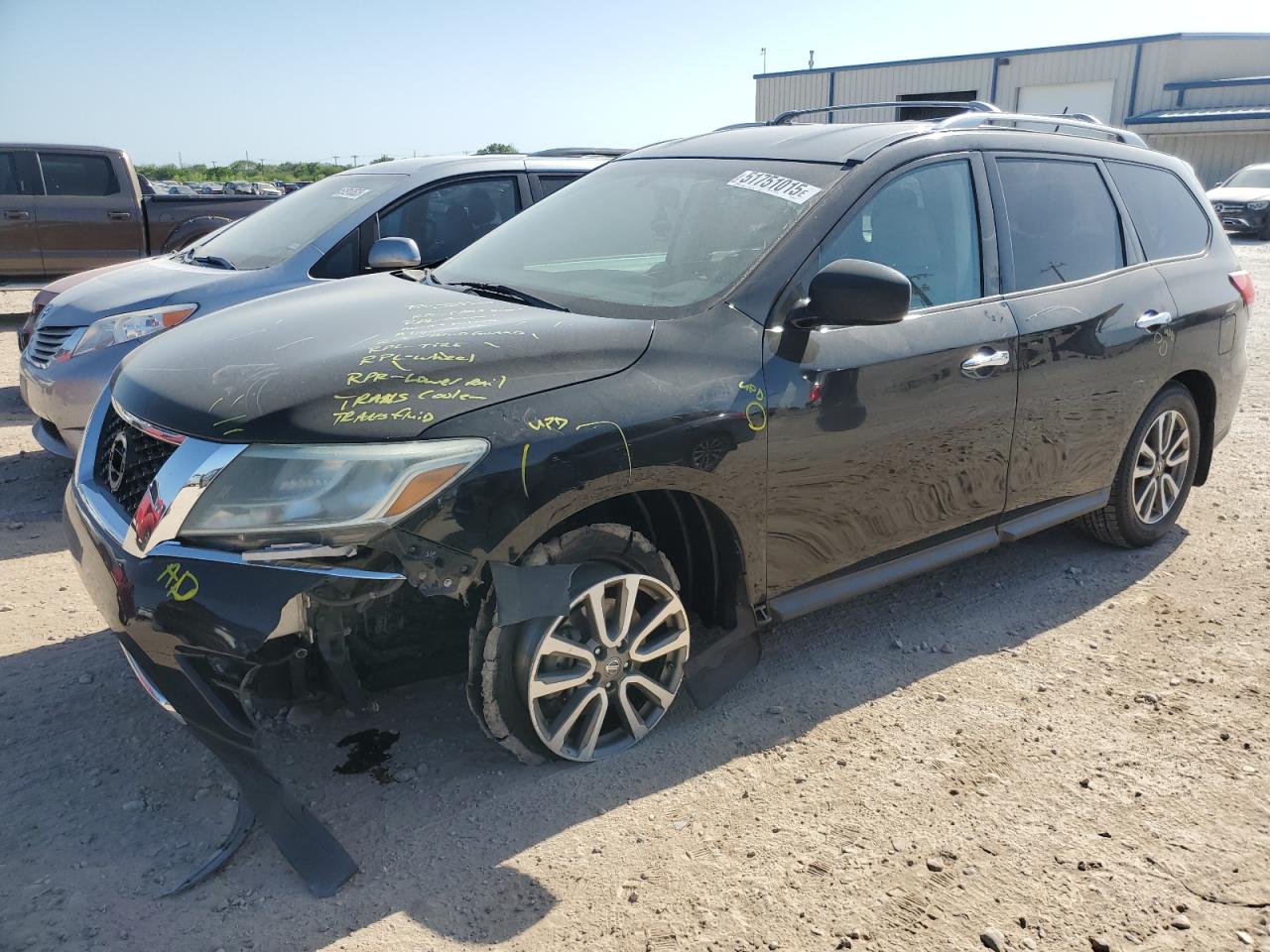 NISSAN PATHFINDER 2013