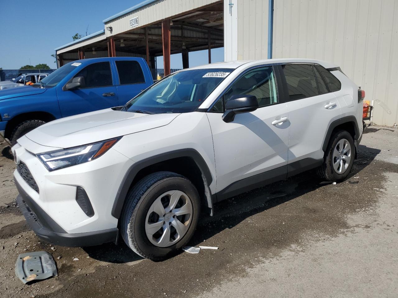TOYOTA RAV4 LE 2024
