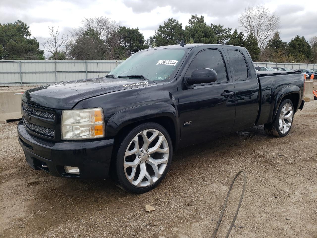 CHEVROLET SILVERADO 2011
