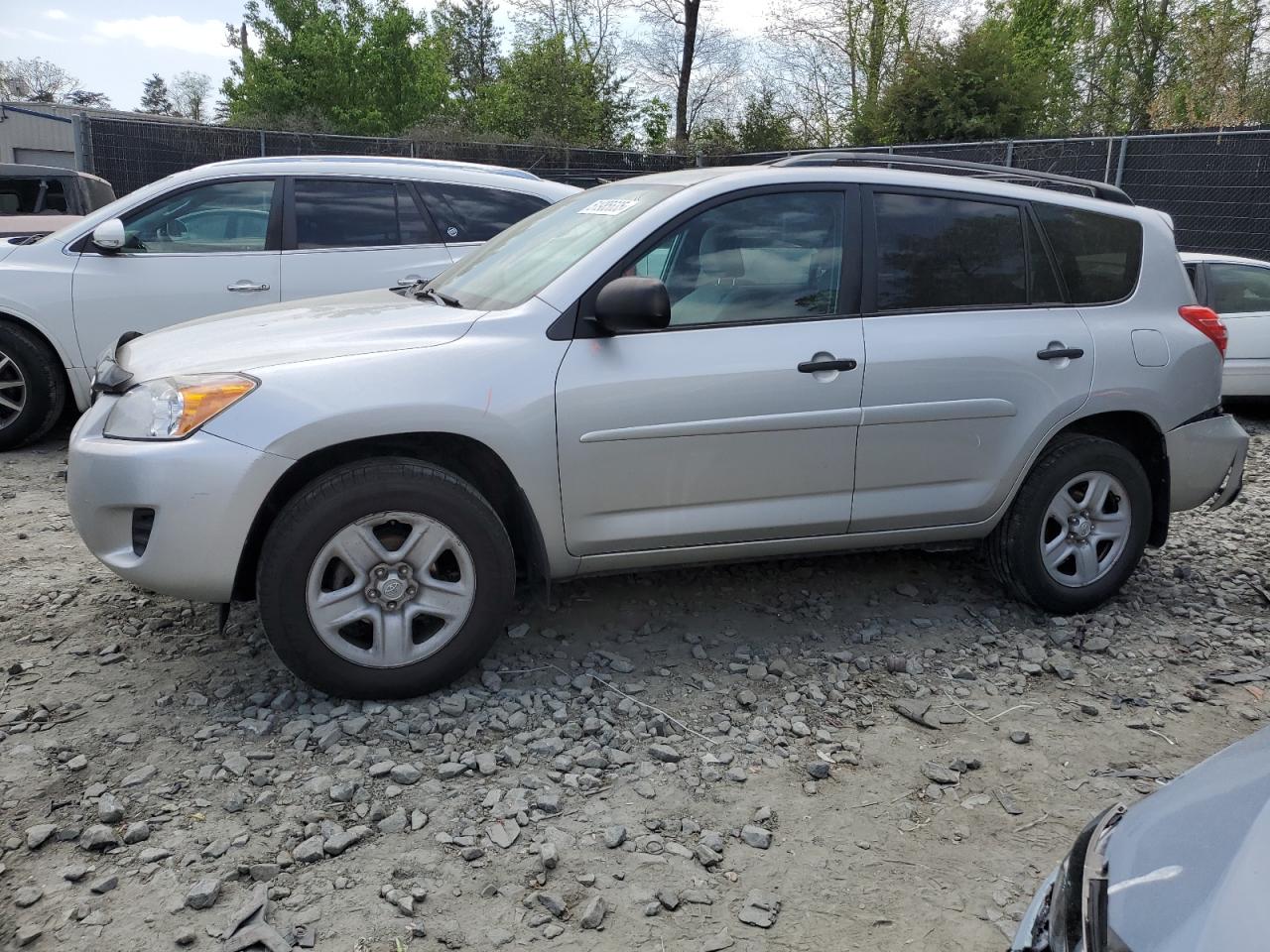 TOYOTA RAV4 2010
