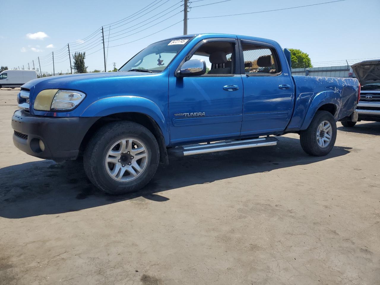 TOYOTA TUNDRA DOU 2004