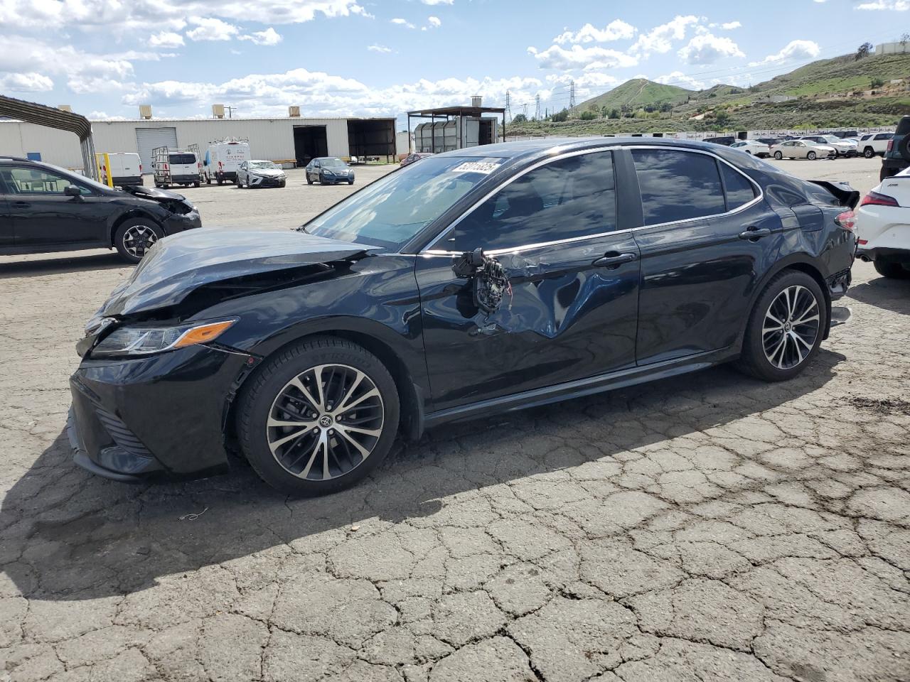 TOYOTA CAMRY L 2019