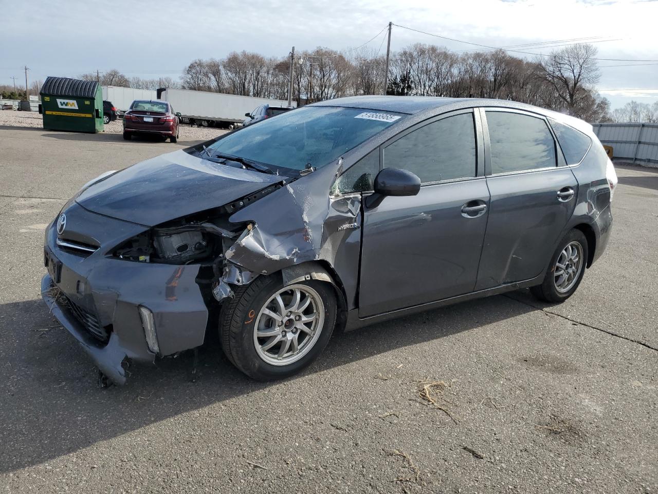 TOYOTA PRIUS V 2012