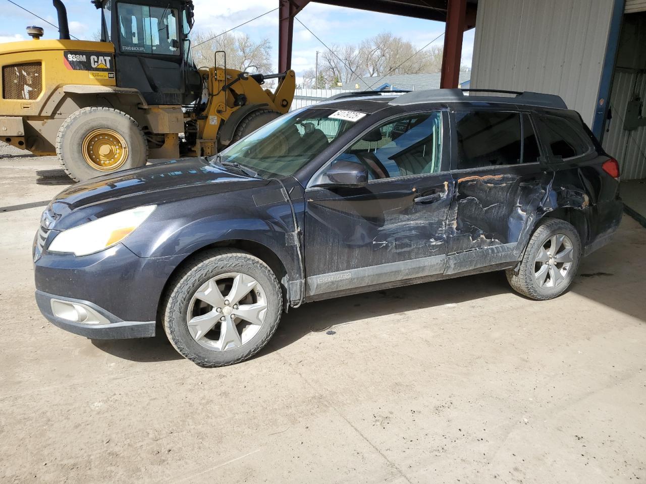 SUBARU OUTBACK 2. 2010