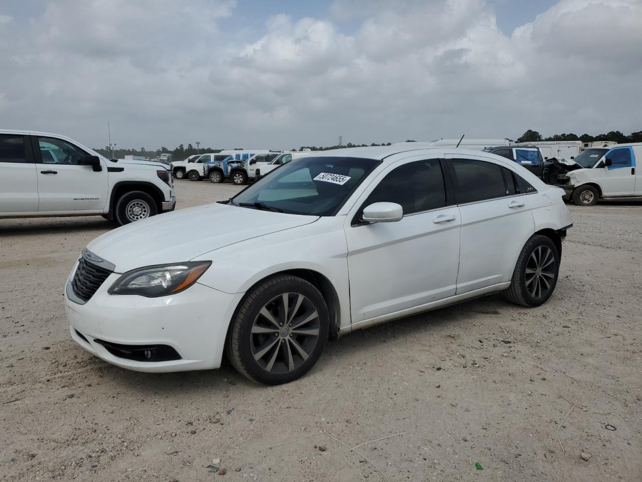 CHRYSLER 200 TOURIN 2013
