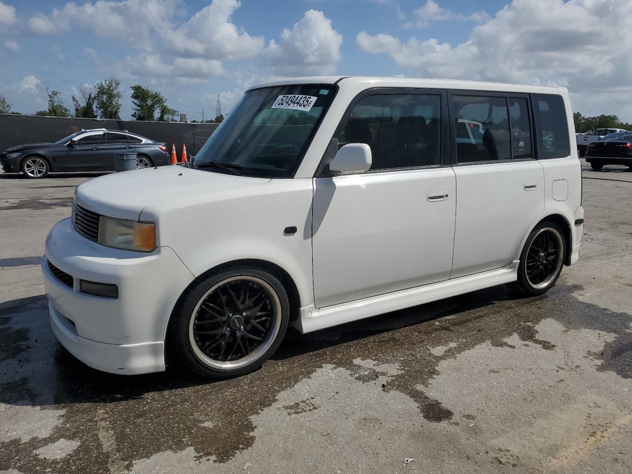 TOYOTA SCION XB 2004
