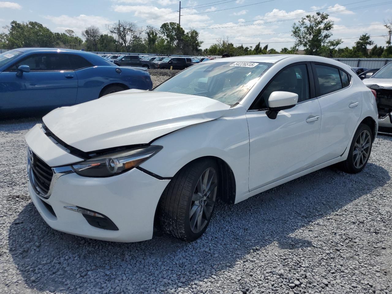 MAZDA 3 2018